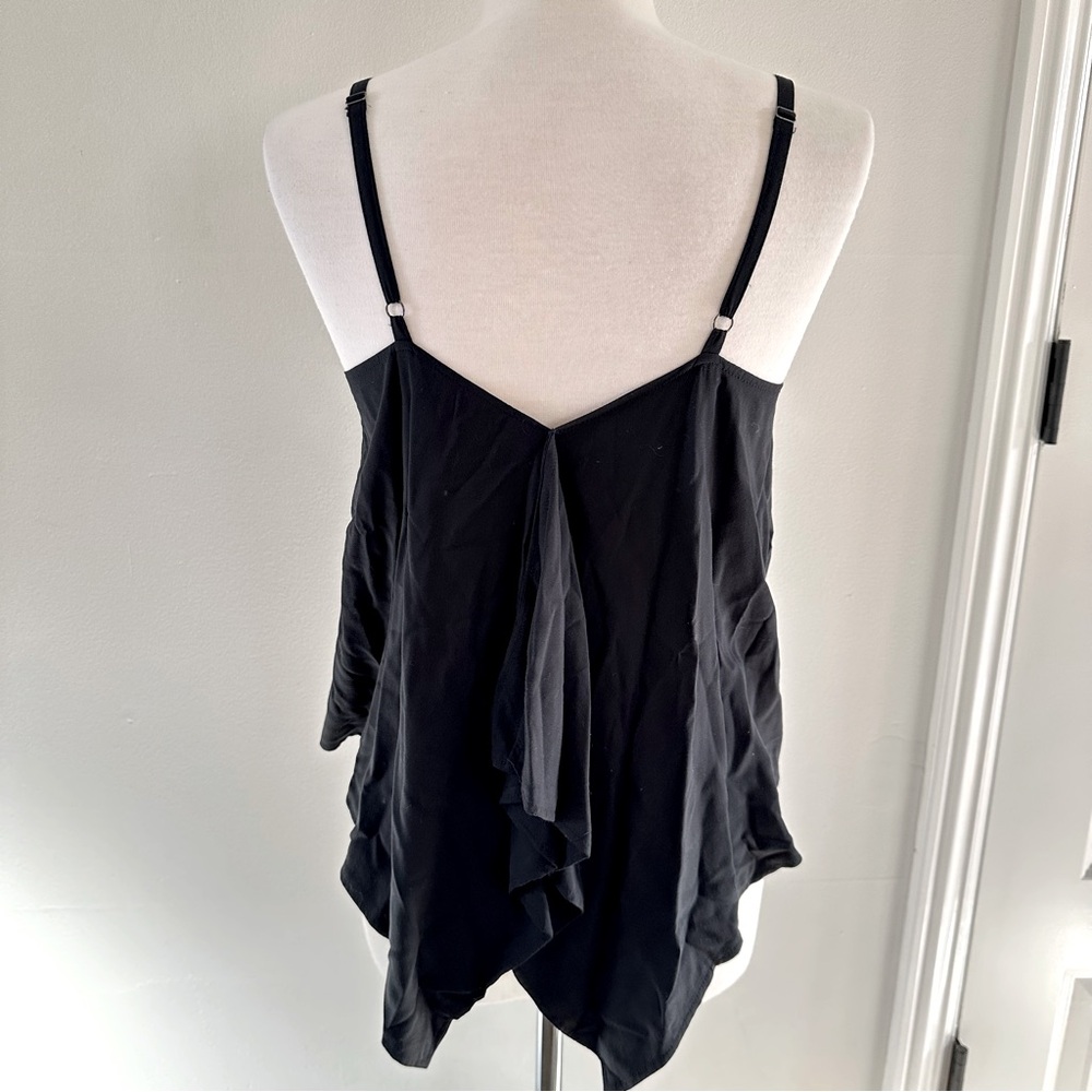Leith Black Top Size Medium